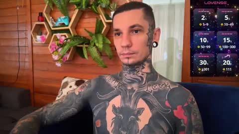 Snapshot of max_reaves chatting on 22, 12, 2024 online show from 22, 12, 2024