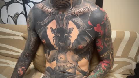 Snapshot of max_reaves chatting on 25, 1, 2025 online show from 25, 1, 2025