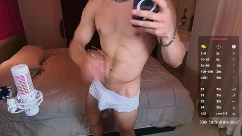 Snapshot of max_russell chatting on 10, 12, 2024 Former Porn Star online show from 10, 12, 2024