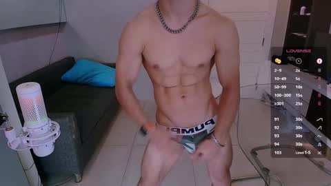 Snapshot of max_russell chatting on 10, 2, 2025 Former Porn Star online show from 10, 2, 2025