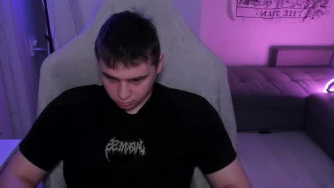 Max online show from 25, 2, 2026