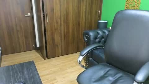 Snapshot of max_tayloor chatting on 3, 12, 2024 Max Taylor online show from 3, 12, 2024