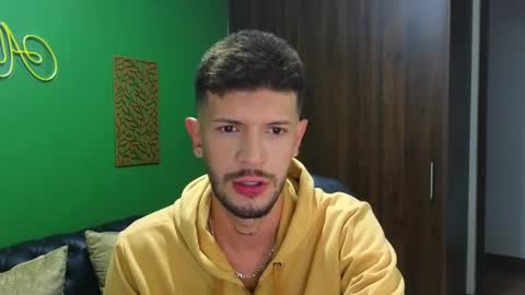 Snapshot of max_tayloor chatting on 26, 12, 2024 Max Taylor online show from 26, 12, 2024