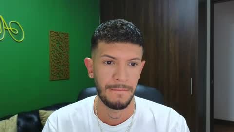 Snapshot of max_tayloor chatting on 26, 12, 2024 Max Taylor online show from 26, 12, 2024