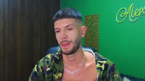 Snapshot of max_tayloor chatting on 31, 12, 2024 Max Taylor online show from 31, 12, 2024