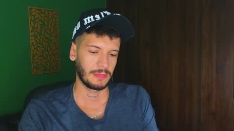 Snapshot of max_tayloor chatting on 2, 2, 2025 Max Taylor online show from 2, 2, 2025