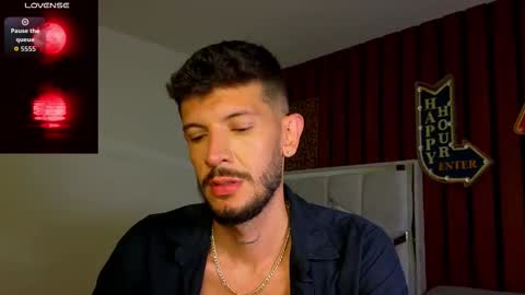 Snapshot of max_tayloor chatting on 12, 11, 2025 Max Taylor online show from 12, 11, 2025