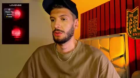 Snapshot of max_tayloor chatting on 22, 11, 2025 Max Taylor online show from 22, 11, 2025