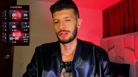 Snapshot of max_tayloor chatting on 4, 12, 2025 Max Taylor online show from 4, 12, 2025