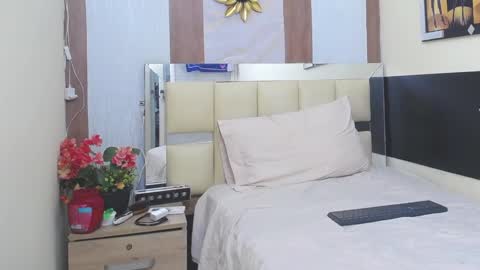 max online show from 16, 10, 2025