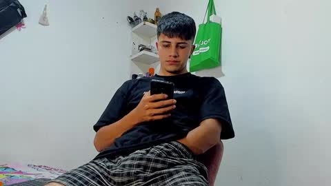 Max online show from 6, 1, 2025