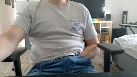 maxboner94 online show from 12, 11, 2025