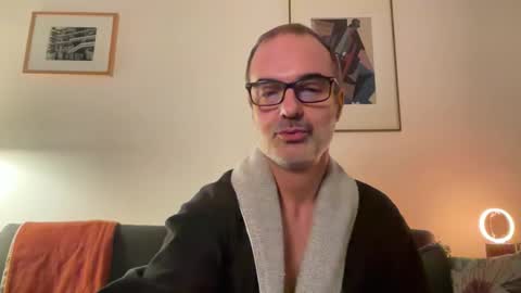 Max Mikado online show from 15, 11, 2025