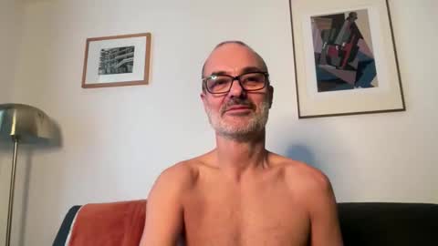 Max Mikado online show from 21, 11, 2025