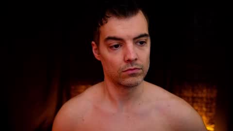 Snapshot of maxhughes chatting on 4, 11, 2025 Max Hughes online show from 4, 11, 2025