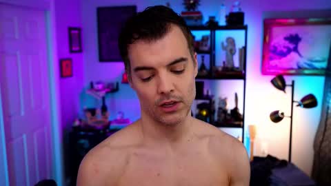 Snapshot of maxhughes chatting on 27, 11, 2025 Max Hughes online show from 27, 11, 2025