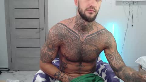 Snapshot of maxi_foxxx chatting on 9, 9, 2025 Maximus Fox online show from 9, 9, 2025