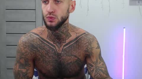 Snapshot of maxi_foxxx chatting on 1, 10, 2025 Maximus Fox online show from 1, 10, 2025