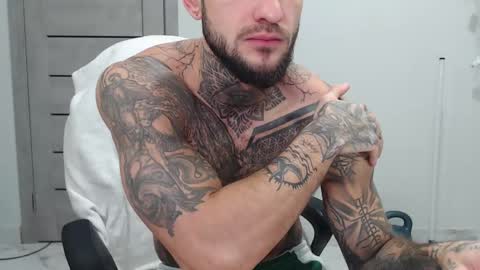 Snapshot of maxi_foxxx chatting on 20, 11, 2025 Maximus Fox online show from 20, 11, 2025