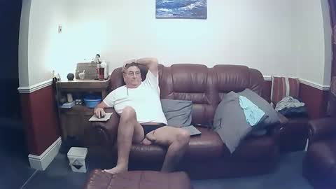 MAX online show from 26, 10, 2025