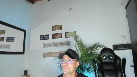 MAXI      online show from 14, 4, 2026