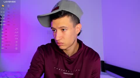 Snapshot of maxi_open chatting on 13, 2, 2025 Maxi Model Independent online show from 13, 2, 2025