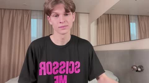 maxim burn online show from 8, 3, 2025