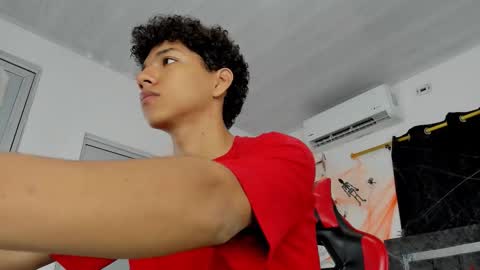 Maximiliano online show from 2, 11, 2025