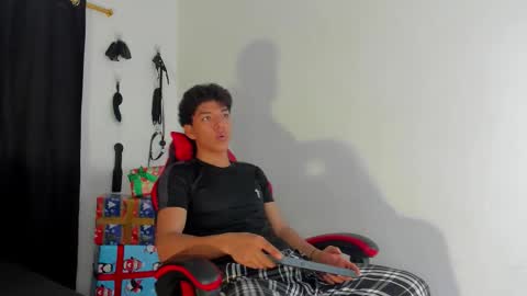 Maximiliano online show from 14, 12, 2025