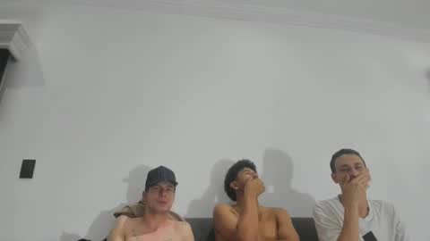 Snapshot of maximo__77 chatting on 22, 11, 2025 maximo__77 online show from 22, 11, 2025