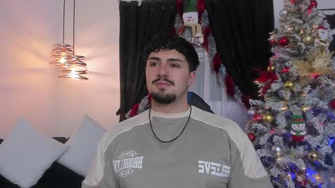 Snapshot of maximo_rodriguez chatting on 16, 12, 2024 Maximo online show from 16, 12, 2024