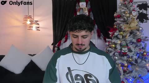 Snapshot of maximo_rodriguez chatting on 30, 12, 2024 Maximo online show from 30, 12, 2024