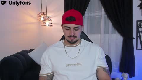 Snapshot of maximo_rodriguez chatting on 11, 1, 2025 Maximo online show from 11, 1, 2025