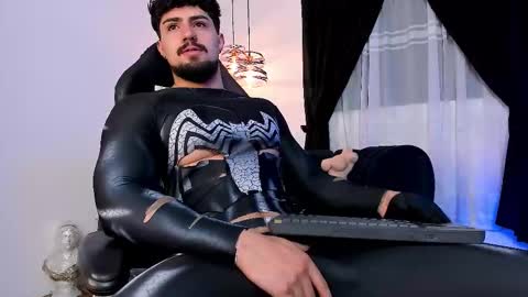 Snapshot of maximo_rodriguez chatting on 20, 10, 2025 Maximo online show from 20, 10, 2025