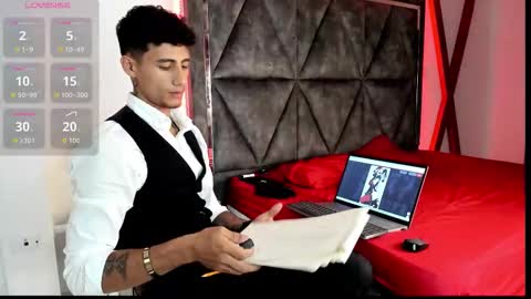 Snapshot of maximo_romano chatting on 23, 10, 2025 Maximo online show from 23, 10, 2025
