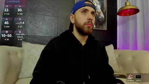 Snapshot of maximo_wolf1 chatting on 9, 11, 2025 Maximo Wolf online show from 9, 11, 2025