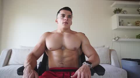 Sebastian online show from 16, 10, 2025