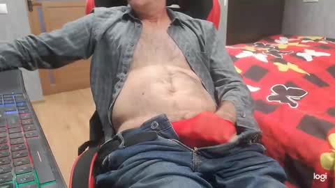 maximus3334 online show from 24, 10, 2025