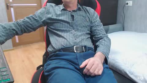 maximus3334 online show from 25, 3, 2026