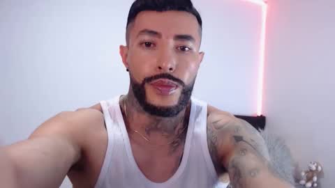 Independent Model online show from 21, 11, 2025