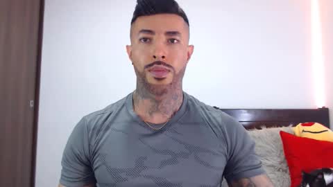 Independent Model online show from 11, 2, 2026