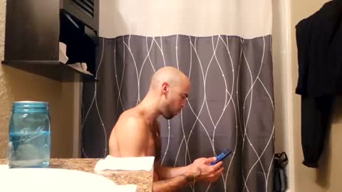 Snapshot of maximusdemitrious chatting on 14, 12, 2025 maximusdemitrious online show from 14, 12, 2025