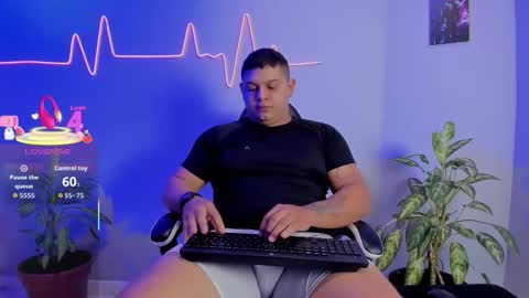 Snapshot of maximussteel_ chatting on 20, 11, 2025 Maximus online show from 20, 11, 2025