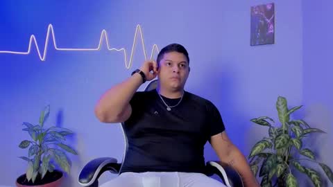 Snapshot of maximussteel_ chatting on 23, 11, 2025 Maximus online show from 23, 11, 2025