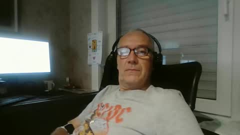 maxou569 online show from 20, 10, 2025