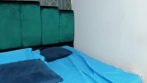 maxvolturi_ online show from 28, 4, 2026