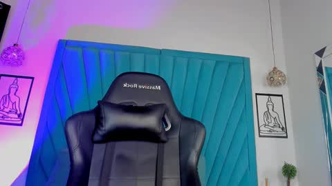 MAX online show from 31, 1, 2025