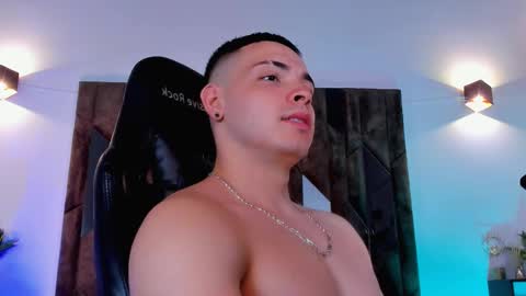 MAX online show from 10, 3, 2025