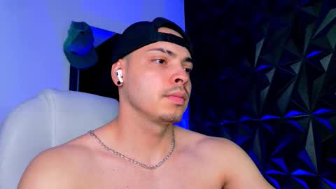 MAX online show from 11, 1, 2026