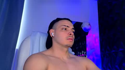 MAX online show from 1, 2, 2026